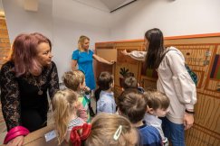 Eksperymenty i świetna zabawa dla dzieci. Można skorzystać do maja - foto