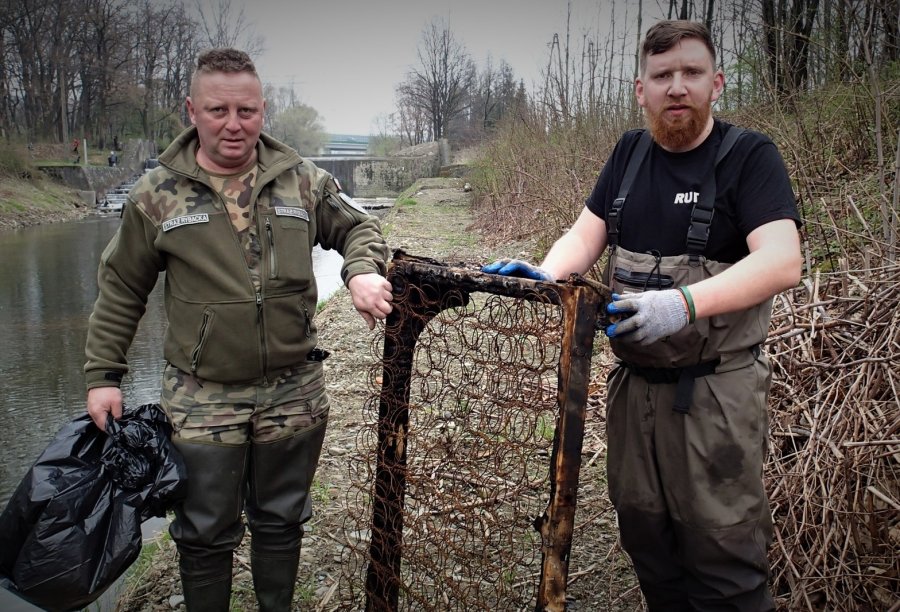 W sobotę wielka akcja sprzątania. Każdy dostanie worki i rękawice - foto