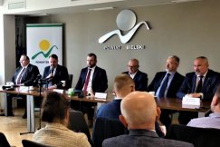 Ponad podziałami przywrócą połączenie do Cieszyna. To wielki sukces regionu - foto
