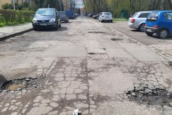 Duże pieniądze na nakładki asfaltowe. Ponad 20 ulic i chodników do remontu LISTA