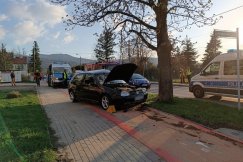 Poważny wypadek na Armii Krajowej. Jedna osoba w stanie ciężkim - foto