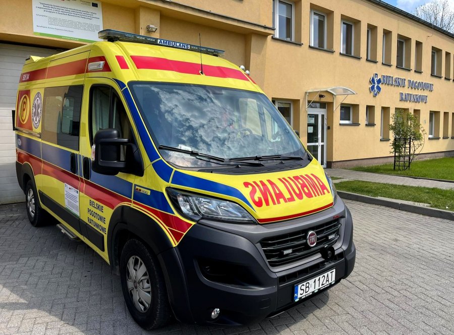 Reanimacja na placu Chrobrego. Rodzina dziękuje „nieznajomym bohaterom”
