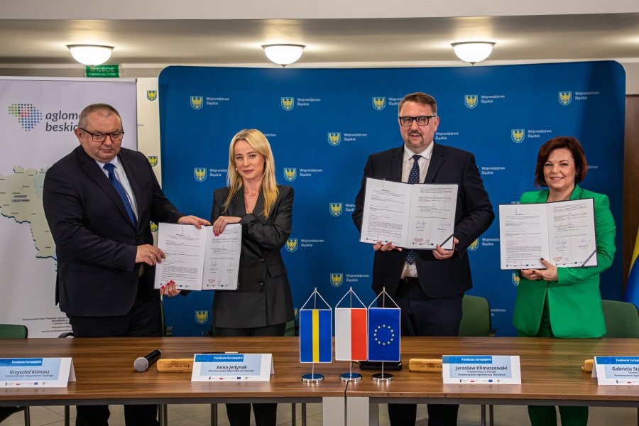 Ponad 700 mln zł dla regionu. Aglomeracja podpisała dokumenty - foto