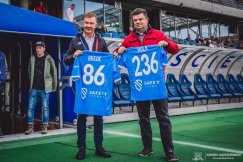 Rekordowa kasa dla klubów przyznana. Wiemy, jak planują podzielić pieniądze