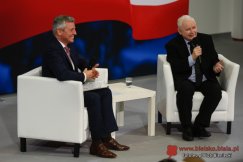 Nowa obietnica rządu. To drożyzna w sklepach i wyższe raty kredytów?