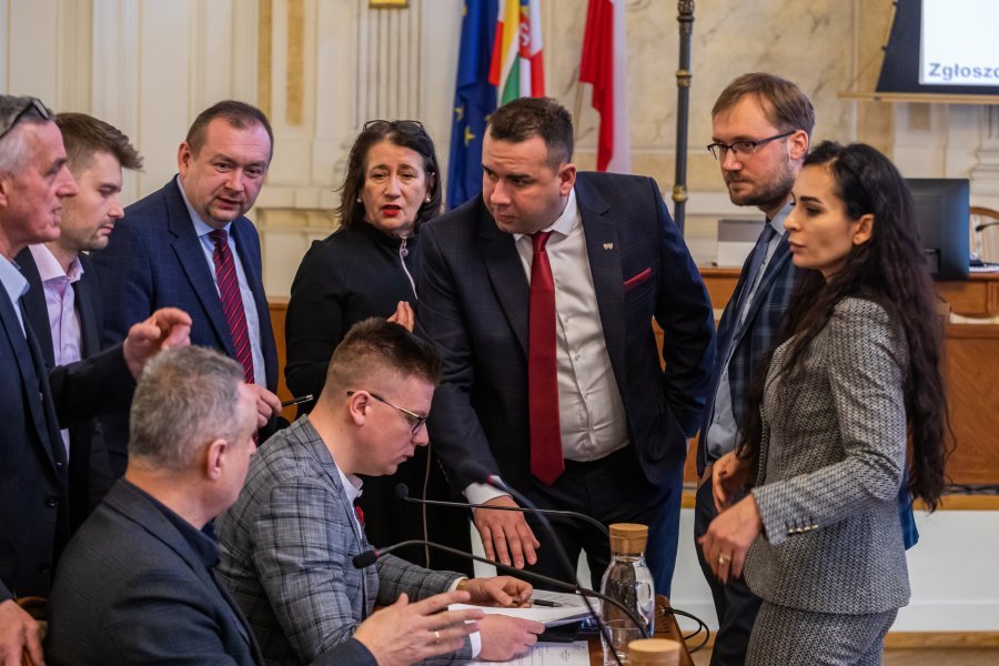 Radni potępią kontrowersyjną ustawę? Rezolucja będzie głosowana na najbliższej sesji