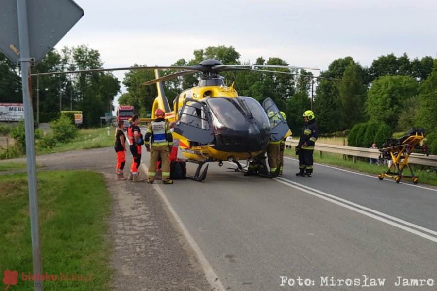 Udana reanimacja motocyklisty. W ciężkim stanie zabrał go śmigłowiec LPR - foto i film