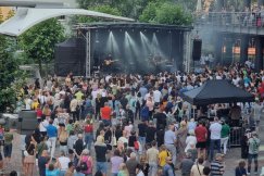 Koncert przed Sferą na koniec trzech dni muzycznych wydarzeń - foto i film
