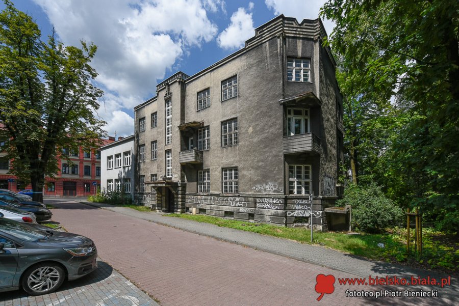 Pustostan w centrum miasta w końcu trafił na sprzedaż. Jego remont będzie kosztowny