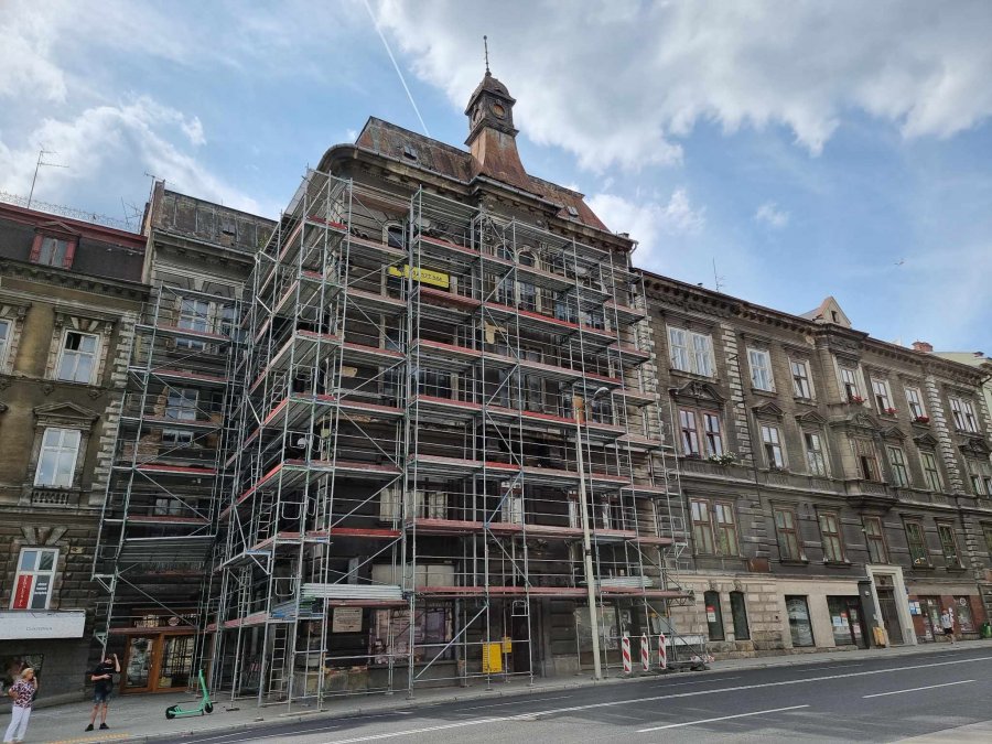 Rusztowanie już rozstawione. W końcu ruszy wyczekiwany remont zabytku - foto