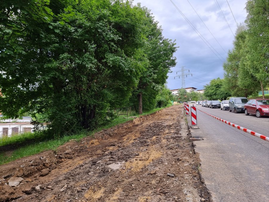 Nowy chodnik za ponad 1 mln zł już powstaje. Łatwiej będzie dojść do kościoła - foto