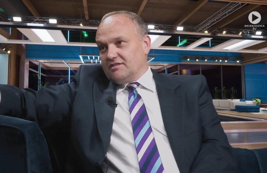 Niższe podatki, zamiast rozdawania socjalu. Lider Konfederacji zaskakuje stosunkiem do LGBT