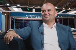 „Jak najmniej polityki, jak najwięcej działań”. Chce m.in. ograniczyć kary dla kierowców WIDEO