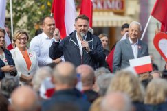 Centralizacja i dalsze zawłaszczanie władzy. „Ta szczerość może się niektórym nie spodobać”