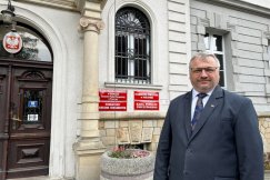 Przedsiębiorczy poseł PiS z okręgu bielskiego. Pobierał uposażenie i czerpał duże zyski z firmy