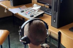 Pilotażowo badali słuch u siedmiolatków. Pewne symptomy powinni budzić niepokój rodziców