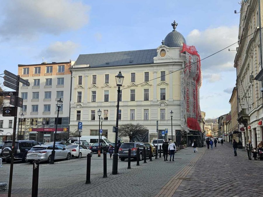 Zbudowana według najlepszych wiedeńskich wzorców. Odsłonięto jej elewację - foto