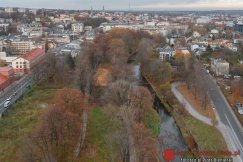 Domagają się upamiętnienia ich wkładu w rozwój miasta. Park i most czeka zmiana nazwy?