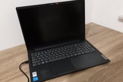 Nie będzie laptopów dla czwartoklasistów? Nie ma pieniędzy na flagowy program PiS