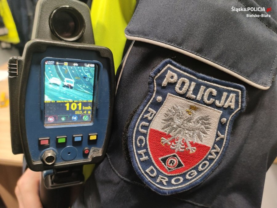 Piraci drogowi w rękach policji. Rekordzista pędził ponad 120 km/h ulicami miasta - foto