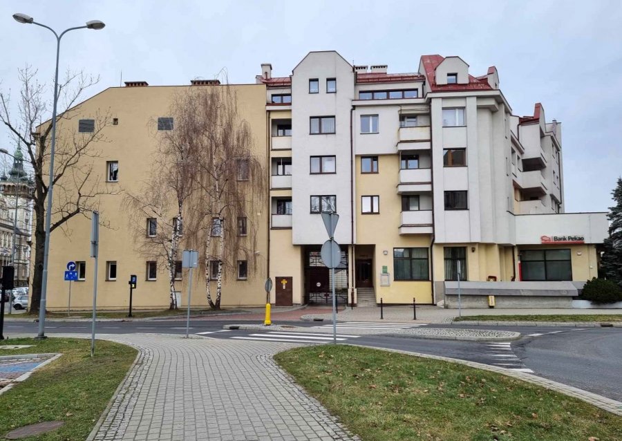 Najbardziej zuchwały napad od czasów gangu Niemczyka. Rozbój pod bankiem na dużą sumę