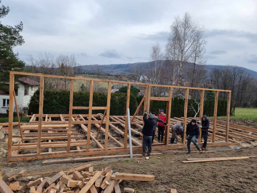 Z małym opóźnieniem, ale dopinają swego. W Bielsku-Białej rośnie cerkiew - foto
