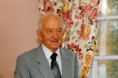 Pan Tadeusz w gronie stulatków. W czasie wojny pomagał w ucieczce Żydom - foto