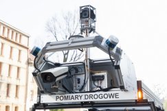 Naszpikowany elektroniką SUV skanuje bielskie ulice. To „bat” na nielegalne reklamy - foto