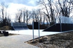 Skatepark gotowy. Czekali cztery lata, przed wyborami powstał w dwa miesiące - foto