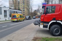 Potrącenie na osiedlu Słonecznym. Nastolatka wtargnęła pod koła zza autobusu - foto