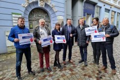 Ministrowie z wizytą w Bielsku-Białej. Zachęcali do głosowania na kandydatów Lewicy - foto