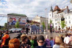 Plac zamienił się w największą salę taneczną. Były różne style i dobra zabawa - foto