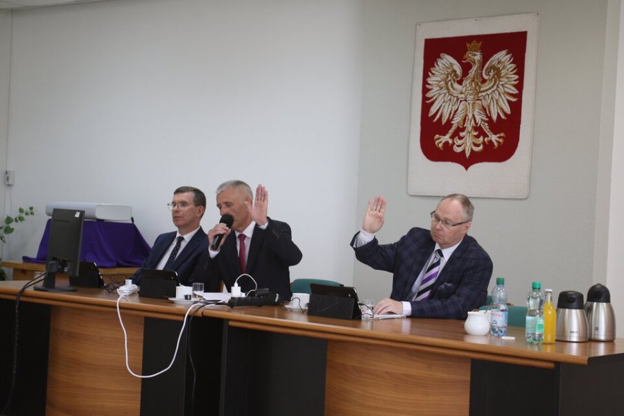 Niejednogłośny wybór starosty. PiS wykluczony z koalicji w powiecie - foto