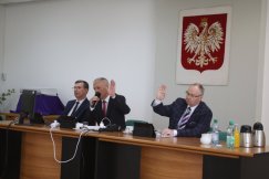 Niejednogłośny wybór starosty. PiS wykluczony z koalicji w powiecie - foto