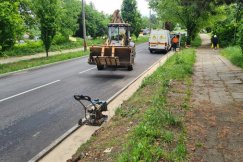 Szykują dodatkowe miejsca parkingowe na bielskim osiedlu. Prace już ruszyły - foto