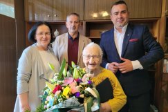 Grono bielskich stulatków stale się powiększa. Pani Marii życzymy 200 lat - foto