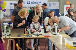 Warsztaty, pokazy i stoiska z eksperymentami. Bielszczanie są spragnieni nauki - foto