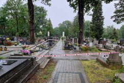 Sanepid wizytował zalany cmentarz. Sytuacja jest stale monitorowana - foto