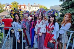 Piękne Słowianki będą plotły wianki. Noc Kupały nie tylko na Szyndzielni - foto