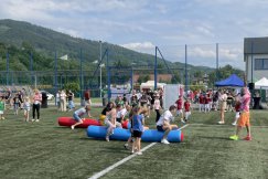 Bajkowy piknik z doskonałą zabawą. Firmowe hasło realizowane w praktyce - foto