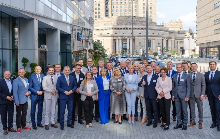 Prezydent Klimaszewski w zarządzie Związku Miast Polski. Należy do frakcji niezależnych  - foto