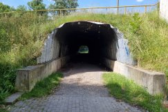 Mieszkańcy boją się tędy przechodzić. Niebezpieczny tunel zostanie oświetlony? - foto