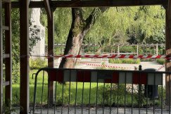 Miało być spotkanie z politykiem, postawili barierki. „Istnieje realne ryzyko” - foto
