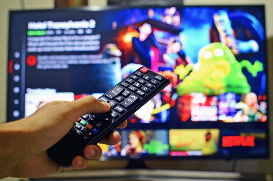Jaki tani dobry telewizor kupić? Praktyczny przewodnik dla każdego