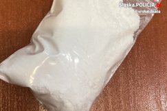 Kolejny diler w rękach policji. W mieszkaniu i aucie miał 1,5 kilograma narkotyków - foto