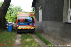 Nie miał ochoty otworzyć drzwi, bo... miał nakaz doprowadzenia do DPS - foto