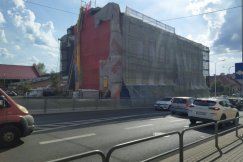 Okazała kamienica w remoncie. Na jej tyłach produkowano alkohole znane w całej monarchii - foto