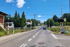 Niebezpiecznie na przejazdach, od kilku dni nie działają rogatki. Powodem... burza - foto