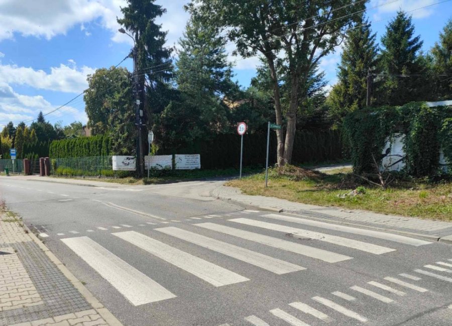 Dziesięć dni utrudnień, by naprawić uszkodzoną drogę. Ruch wahadłowy na skrzyżowaniu - foto