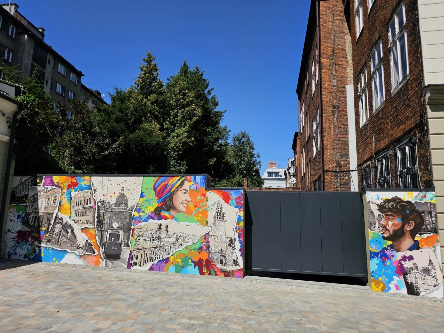 Remont zabytku zwieńczył piękny mural. Kamienicę kupiła rodzinna firma - foto